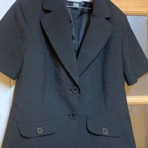 Women's Black Short Sleeve Blazer